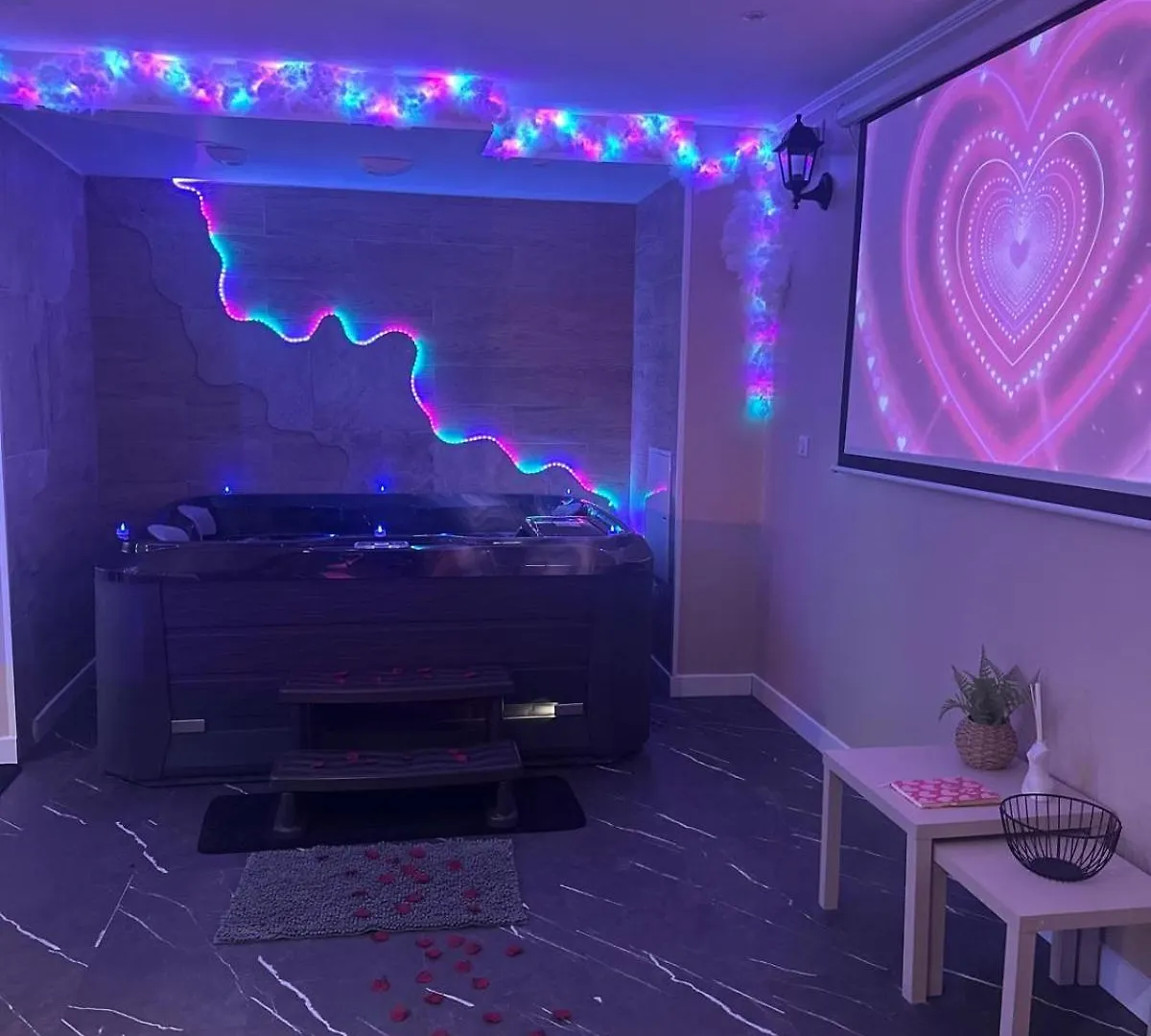شقة Love Paradis Jacuzzi Spa Vieille-Toulouse فرنسا